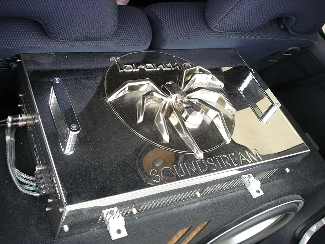 23369 soundstream tarantula amp
