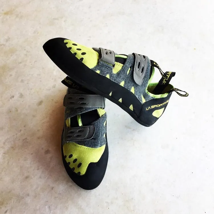 /img/23398-tarantula-grip-shoes-shoe-1.webp