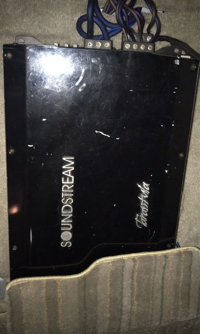 /img/23408-soundstream-tarantula-speakers-vehicle.webp